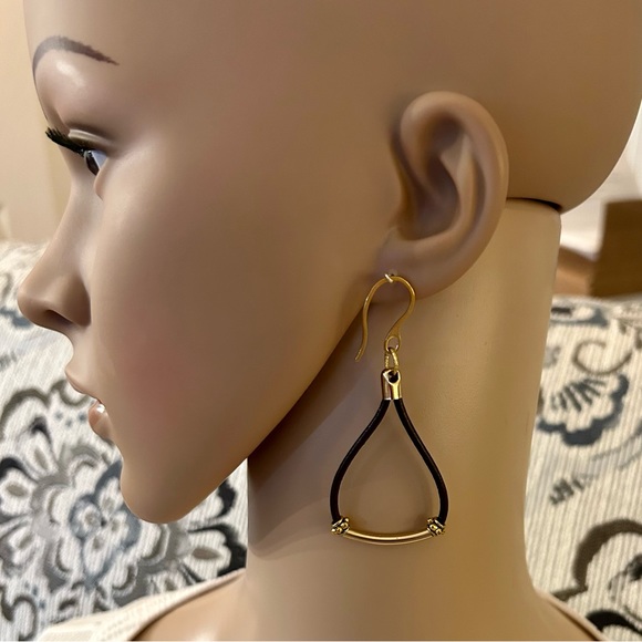 Brown leather earrings with gold tone hardware - 3” - Picture 3 of 6